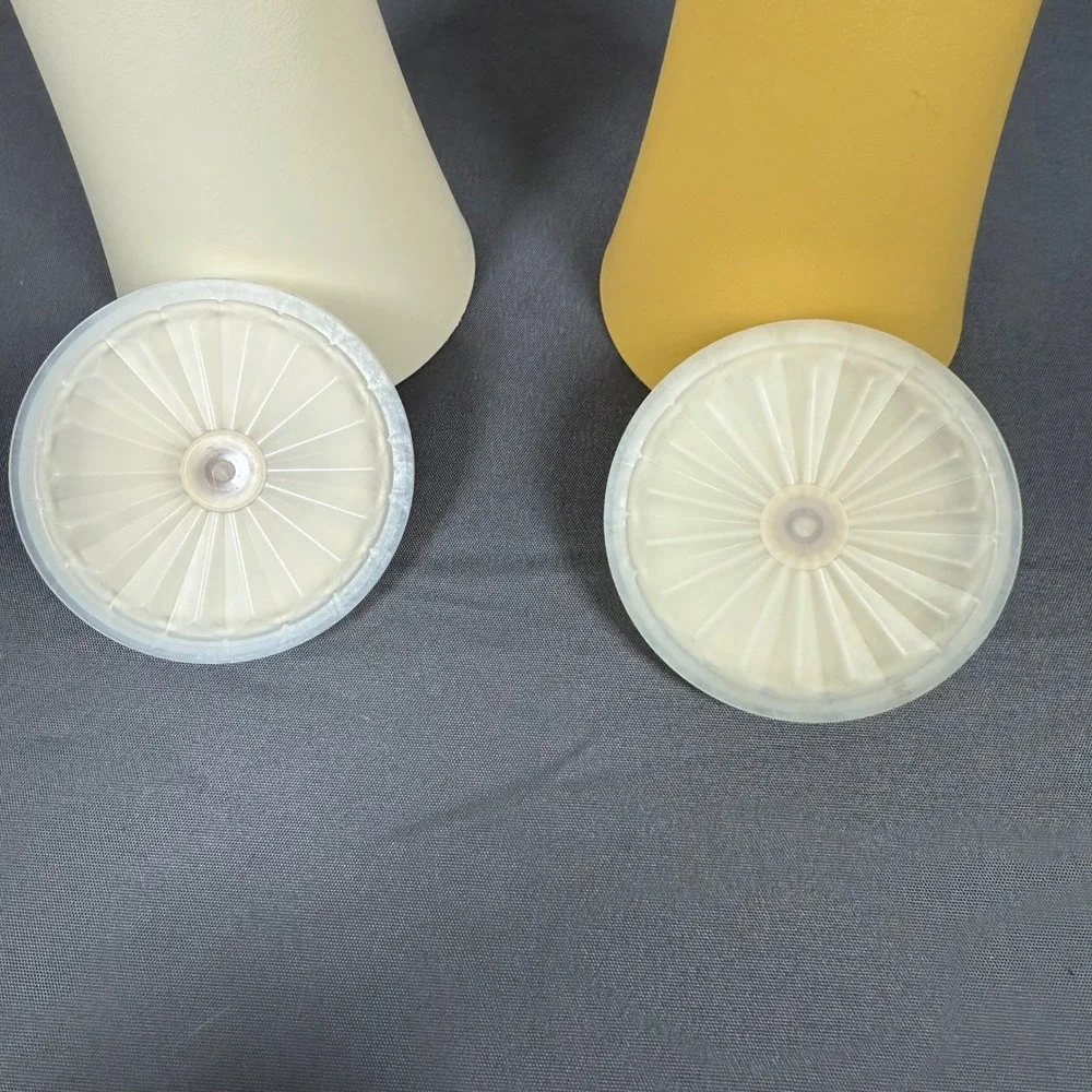 Tupperware‎ Oil And Vinegar Cruet Salad Dressing Set Cream Yellow Vintage